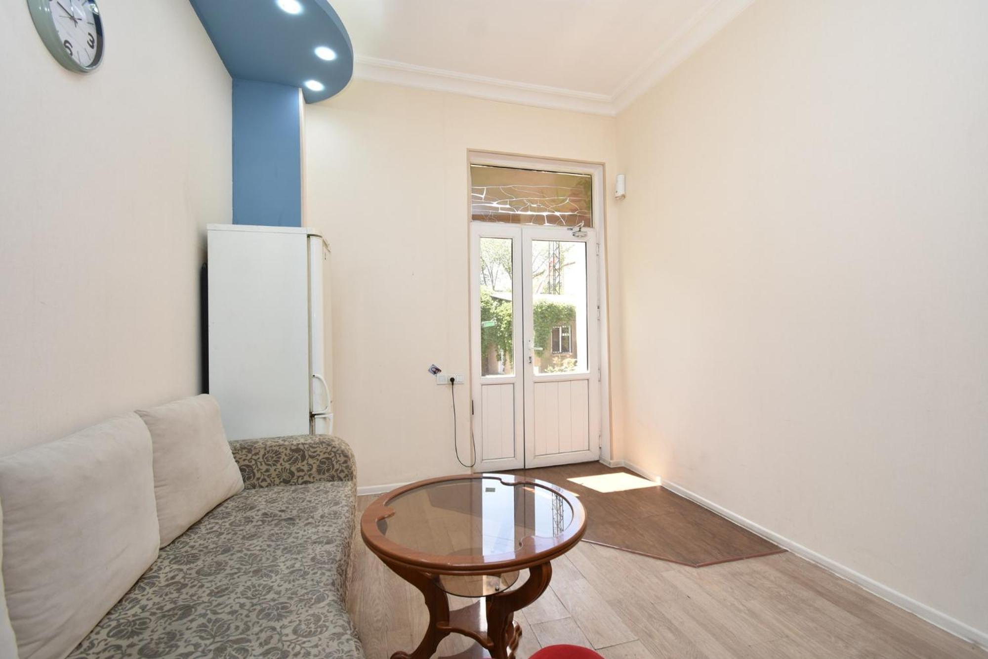Aaaa Hotel Yerevan Ngoại thất bức ảnh